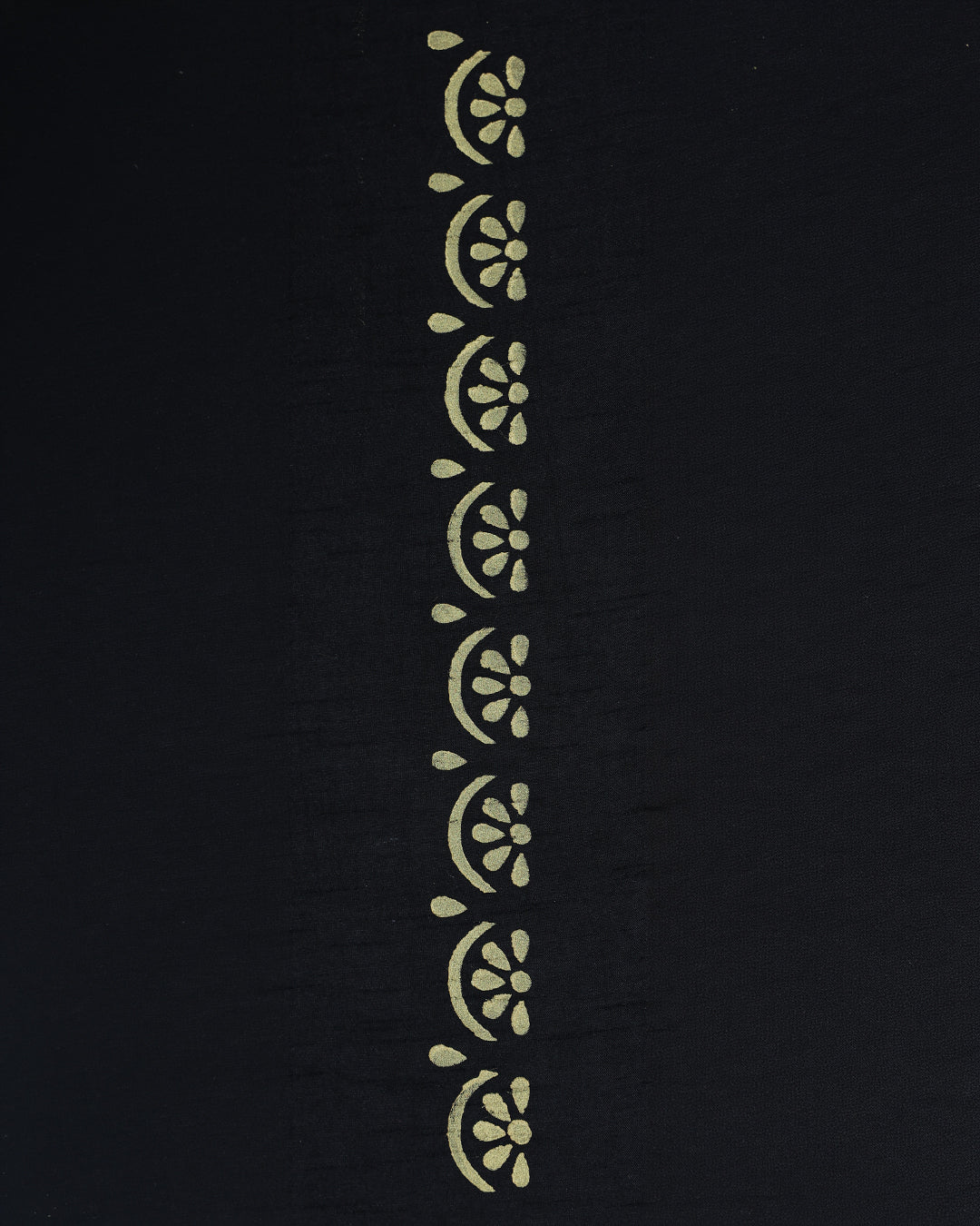 Moon Leaf Border